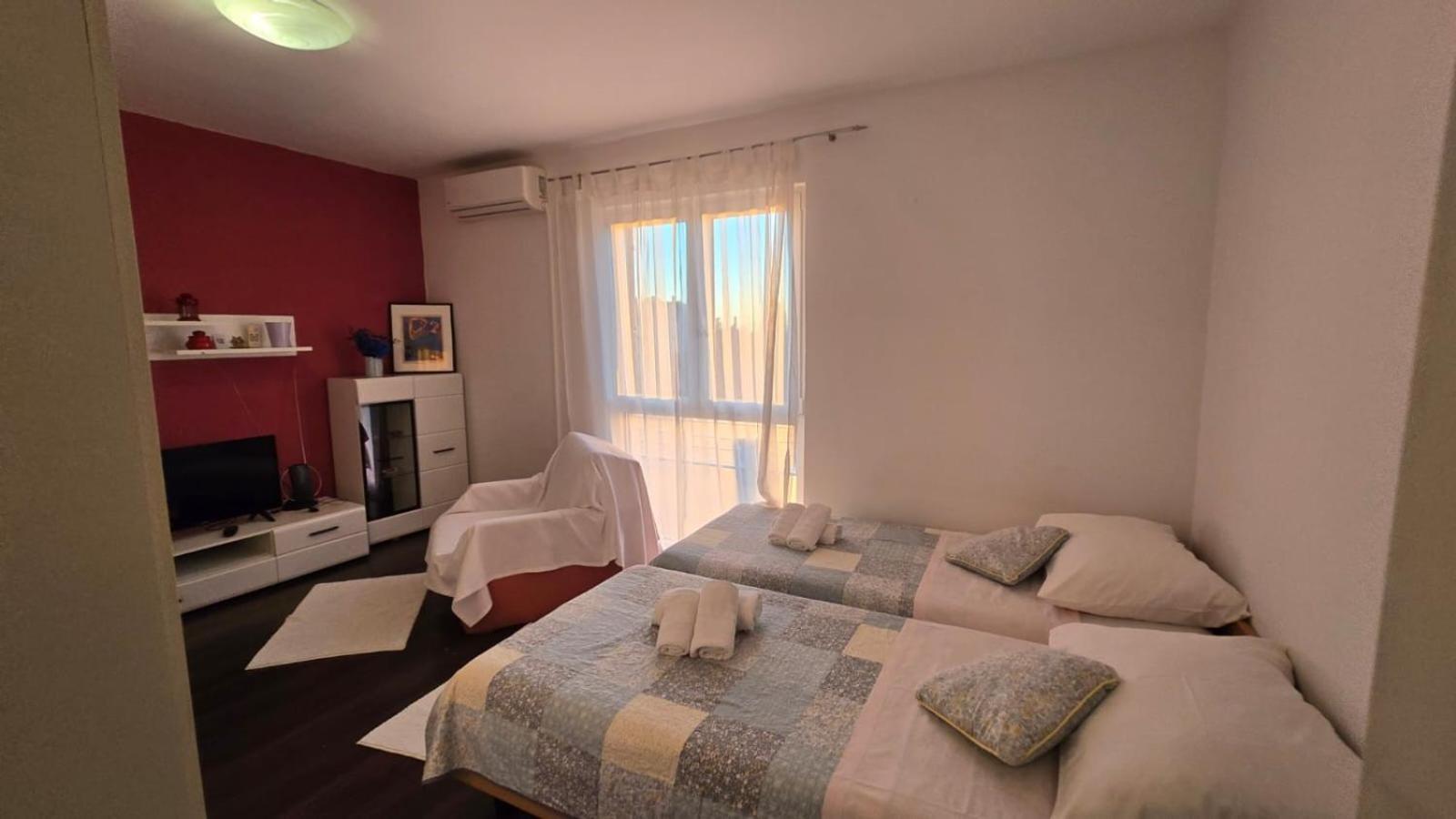 Studio Apartment Ljubica For 2 Persons 150M From The Beach Poreč Exteriér fotografie